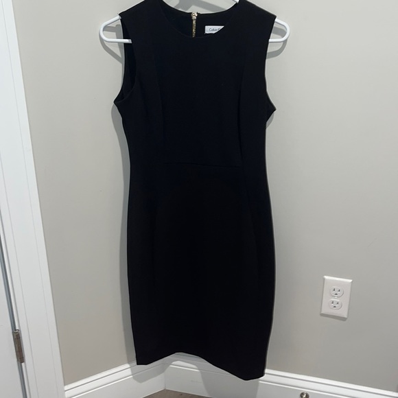 Calvin Klein Dresses & Skirts - Calvin Klein Black Body-con dress